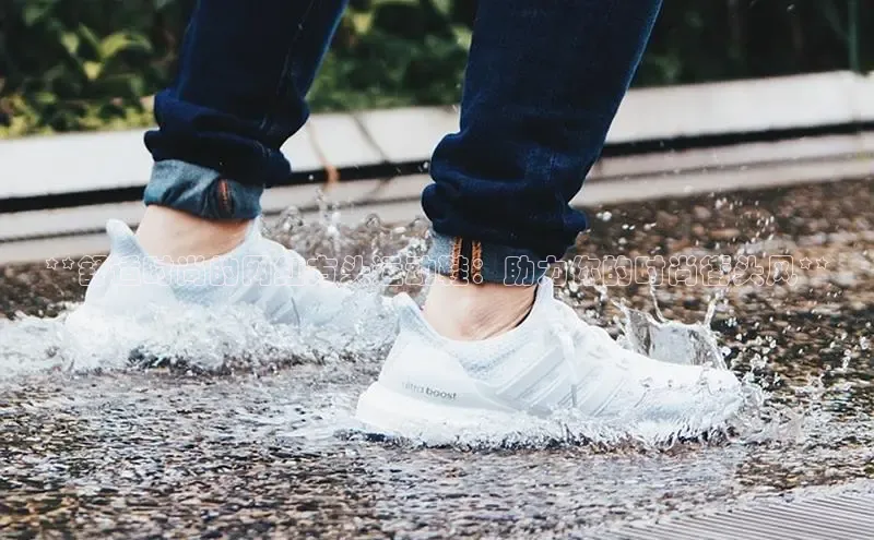 必一体育运动哇咔哇咔文化**舒适时尚的网红方头运动鞋：助力你的时尚街头风**