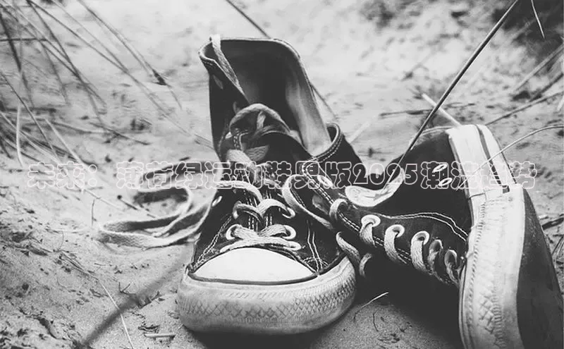 未来：薄荷绿运动鞋男版2025潮流趋势